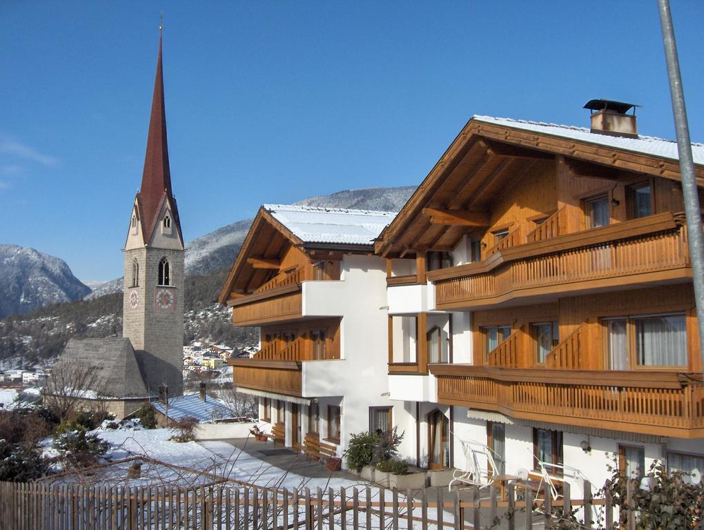 Hotel Waldheim Natz-Schabs Exterior photo